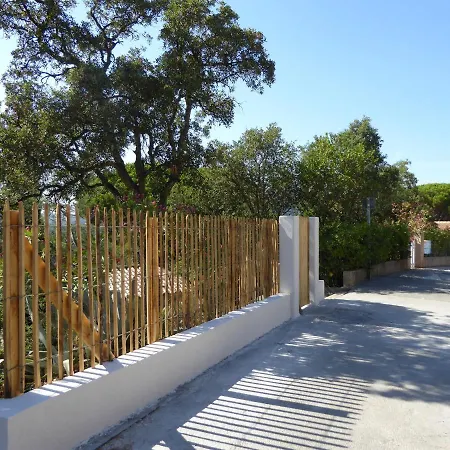 Everblue-domaine Avec Piscine Сasa de vacaciones *